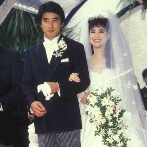 【昭和時代!】昭和60年:松田聖子穿婚紗那天,日本全國失戀了?!